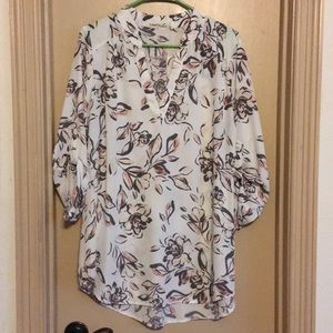 🚫SOLD🚫Liberty Love ❤️ off white blouse.